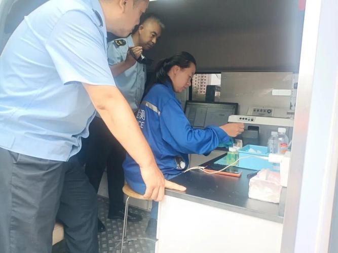 滨城区市场监管局开展成品油快速检测专项行动 守护群众放心用油
