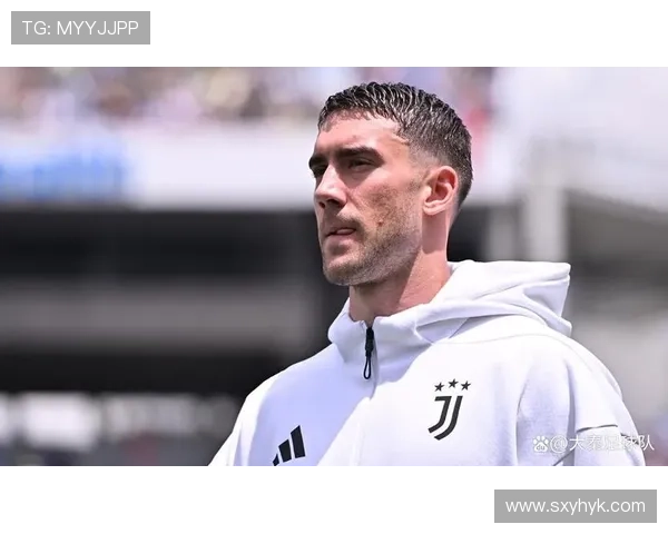 弗拉霍维奇重返尤文图斯医疗中心进行体检准备复出